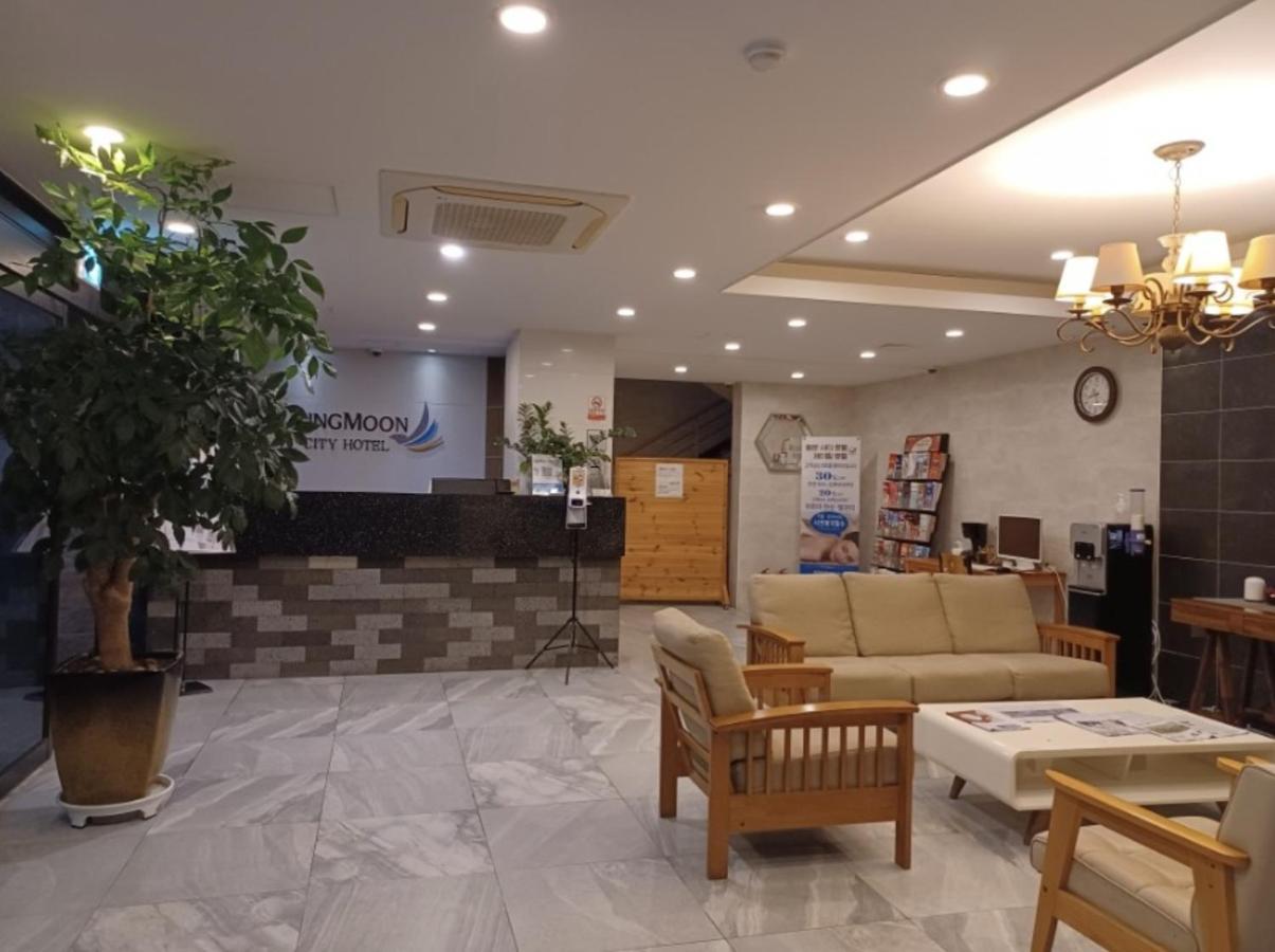 Sh Jungmoon City Stay Согвіпо Екстер'єр фото